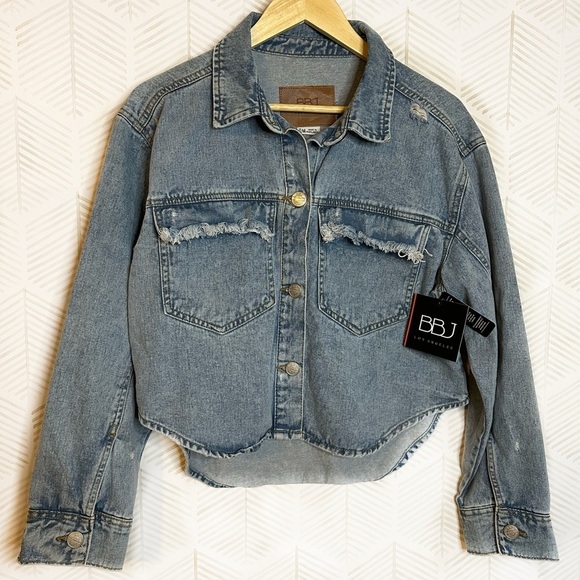 BBJ Los Angeles Jackets & Blazers - 🔆 BBJ Los Angeles Oversized Denim Jacket - Frayed Details - Size Medium